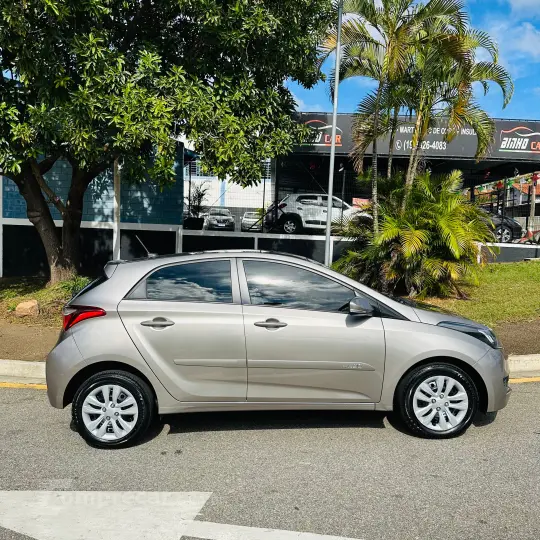 HB20 1.0 Comfort Plus 12V