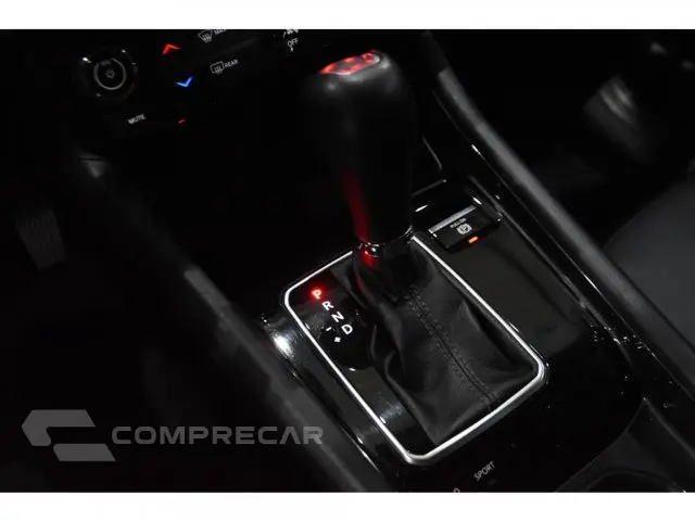COMPASS - 1.3 T270 TURBO LONGITUDE AT6