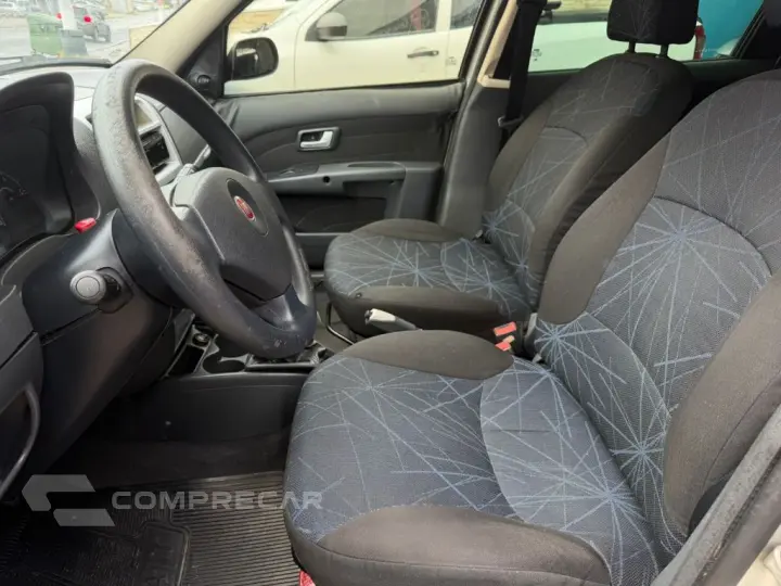 Palio ELX 1.4 Fire/30 Anos F. Flex 8V 4p