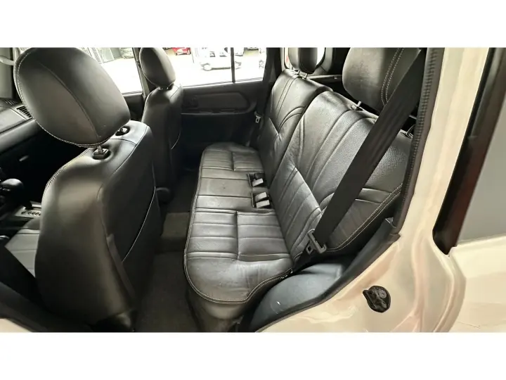 PAJERO TR4 2.0 4X2 16V 140CV FLEX 4P AUTOMÁTICO