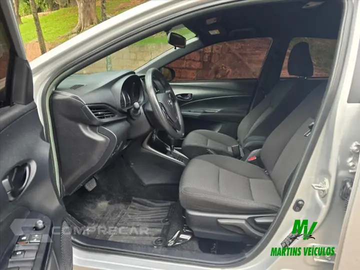 YARIS 1.5 16V FLEX XL MULTIDRIVE