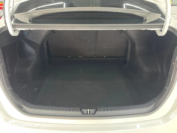 YARIS 1.5 16V Sedan XS Connect