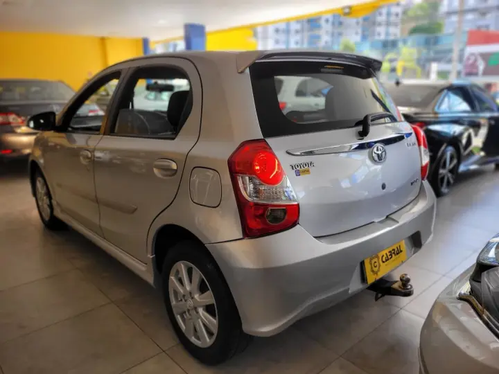 ETIOS XLS 1.5 Flex 5p Aut.