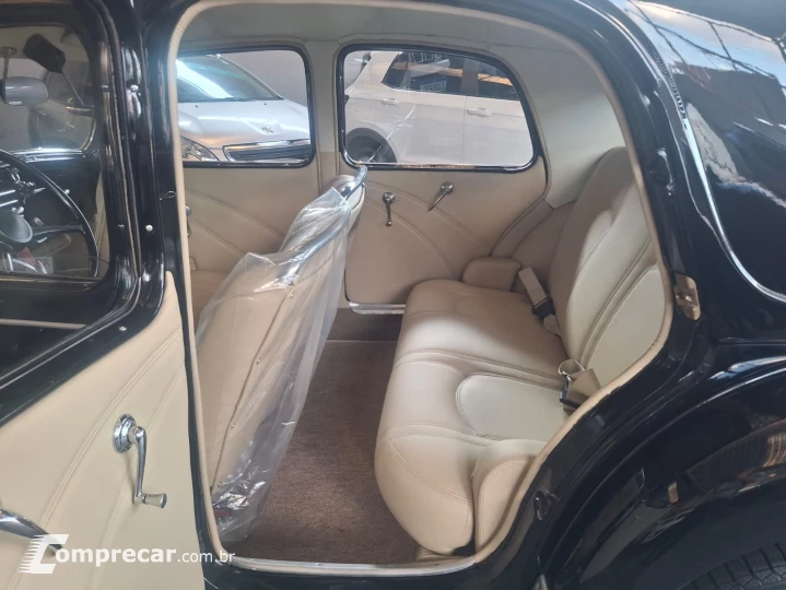 TRACTION AVANT 1.3 7A Sedan 8V