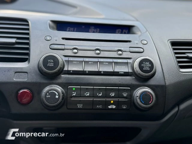 CIVIC - 1.8 LXS 16V 4P AUTOMÁTICO