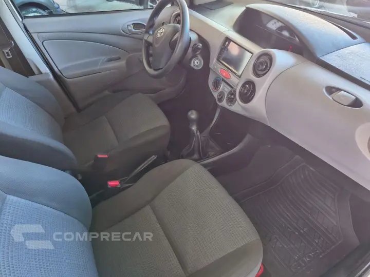 Etios Hatch 1.3 16V 4P FLEX X