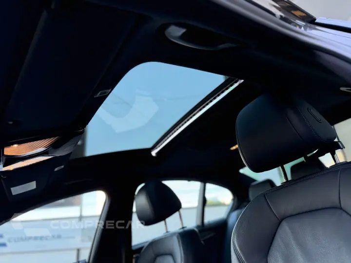 530E 2.0 16V Twinpower Híbrido M Sport Automático