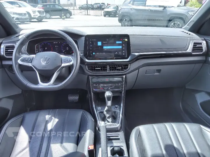 T-CROSS 1.0 200 TSI TOTAL FLEX COMFORTLINE AUTOMÁTICO