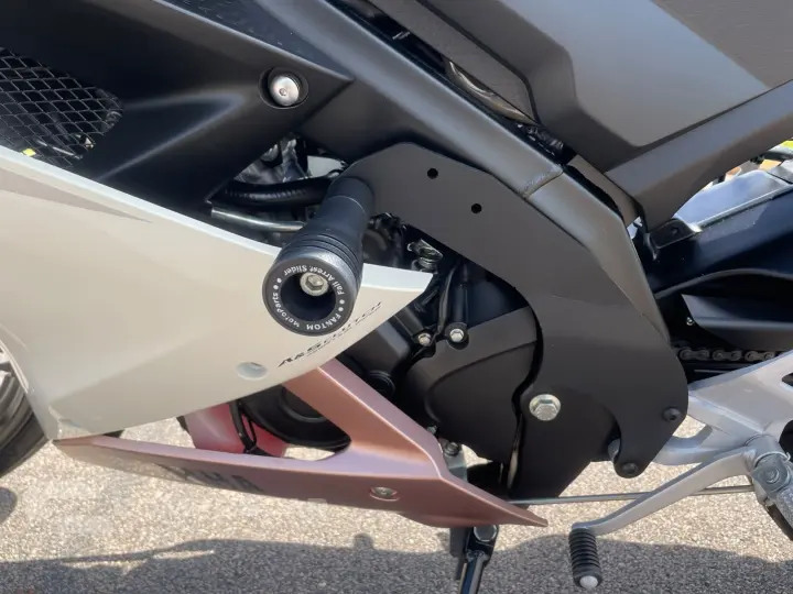 YZF R15 ABS