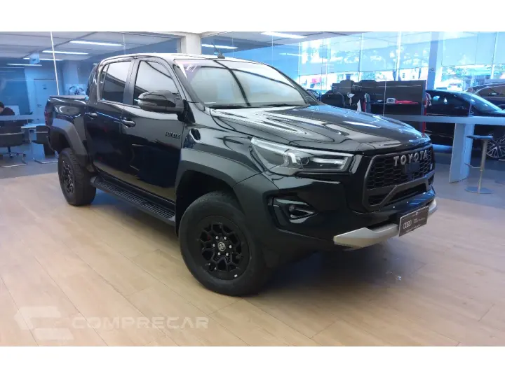 HILUX 2.8 D-4D TURBO DIESEL CD GR-S 4X4 AUTOMÁTICO