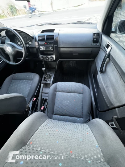 POLO SEDAN 1.6 8V