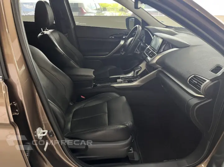 ECLIPSE CROSS 1.5 Mivec Turbo Hpe-s