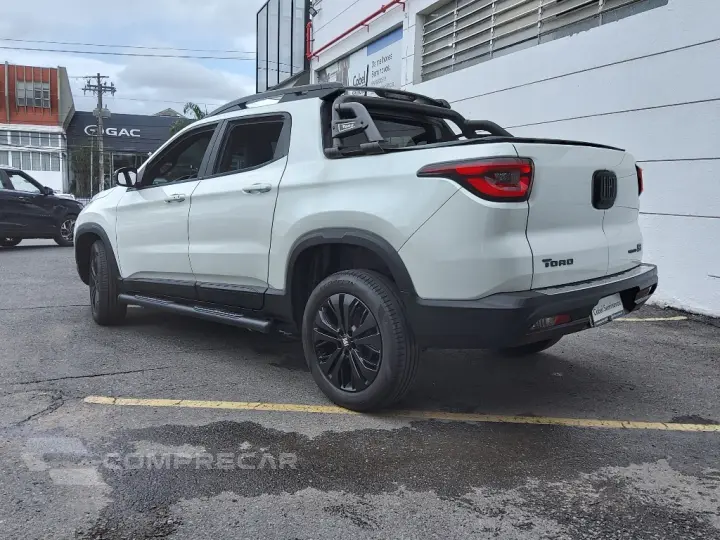 TORO 1.3 TURBO 270 FLEX VOLCANO AT6