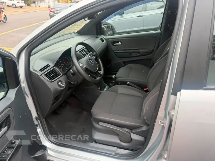 Fox RUN 1.6 Flex 8V 5p