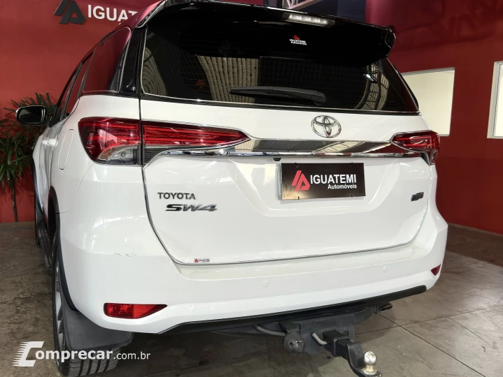 HILUX SW4 2.7 SR 4X2 16V FLEX 4P AUTOMÁTICO