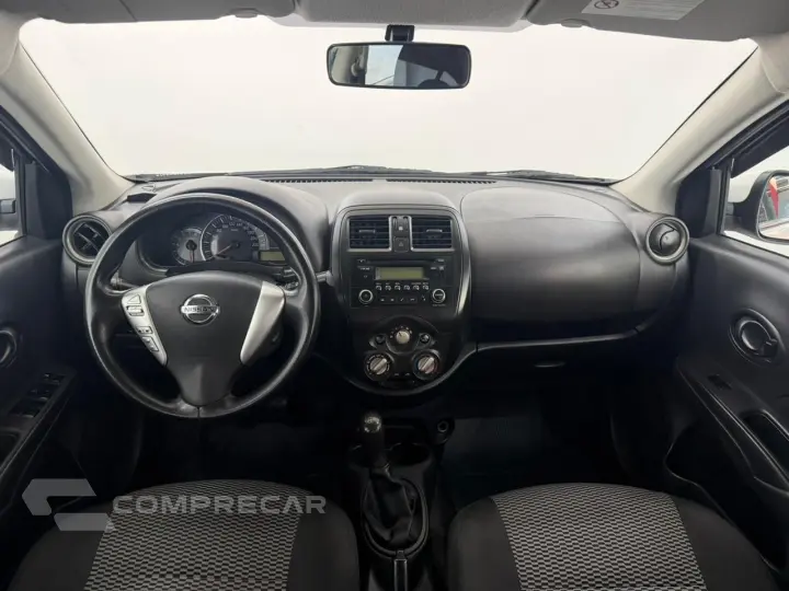 VERSA 1.0 12V FlexStart 4p Mec.