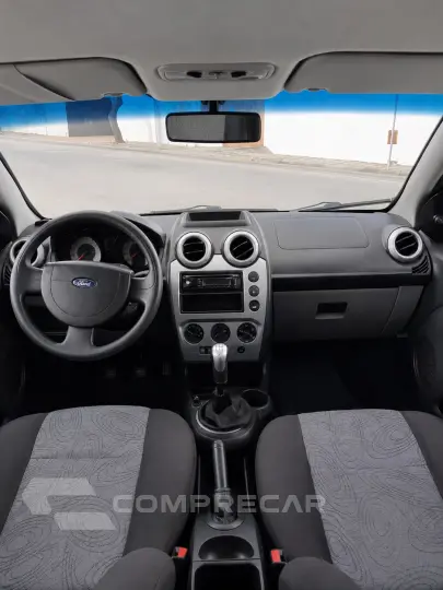 FIESTA 1.6 MPI Class Sedan 8V