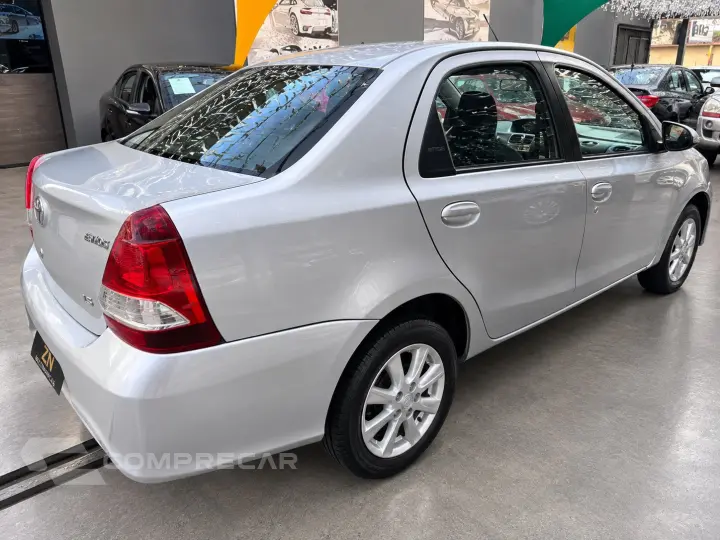 ETIOS 1.5 X PLUS SEDAN 16V FLEX 4P MANUAL