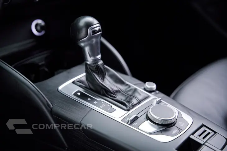 A3 Sedan Prestige 1.4 TFSI Flex Tip.