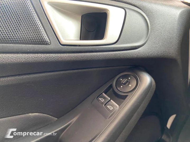 NEW FIESTA 1.6 SE HATCH 16V FLEX 4P MANUAL