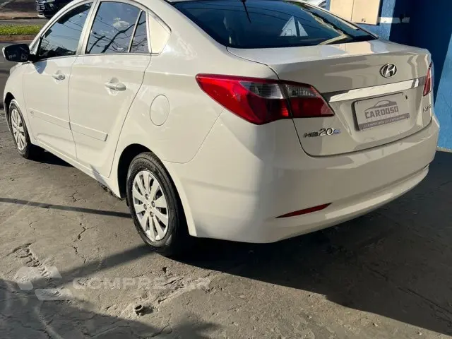 HB20S - 1.6 COMFORT PLUS 16V 4P MANUAL