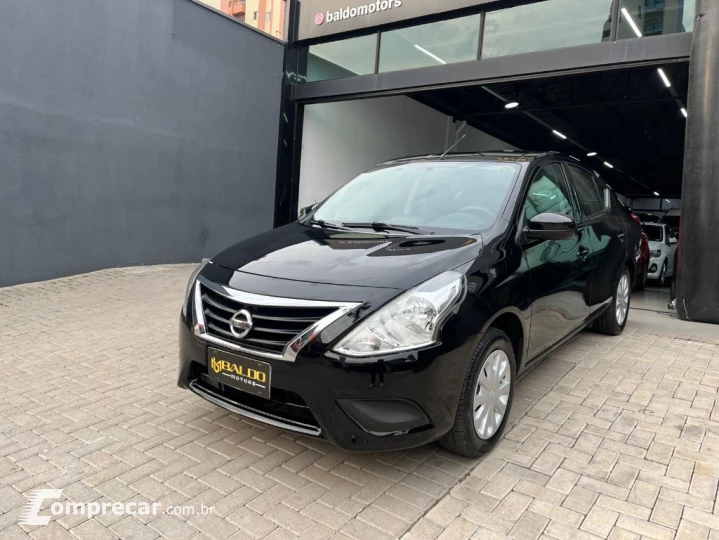 VERSA 1.0 12V FlexStart 4p Mec.