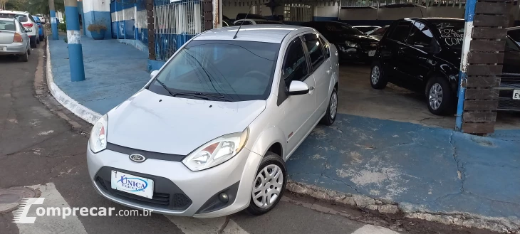 FIESTA 1.6 MPI Sedan 8V