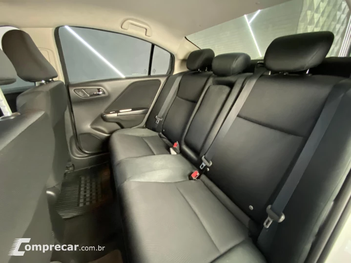 CITY Sedan LX 1.5 Flex 16V 4p Aut.