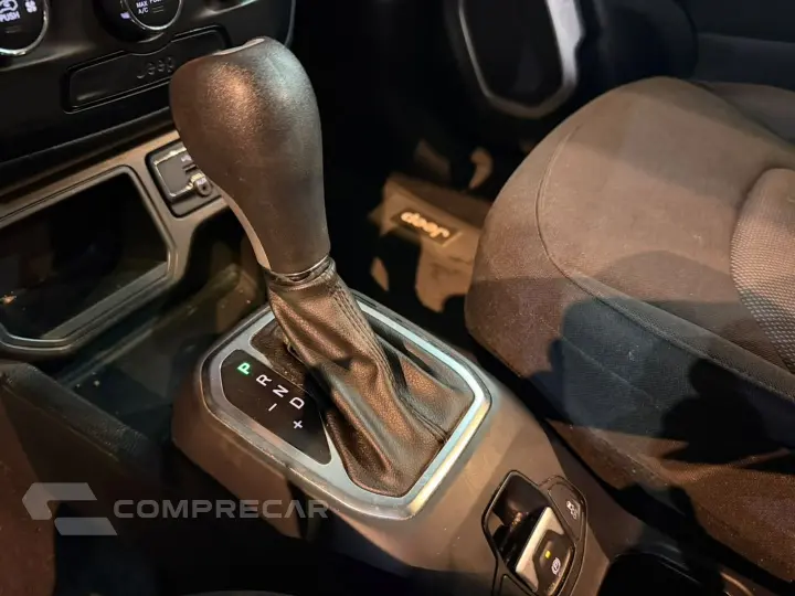 Renegade 1.8 16V Flex Sport 4P Automático