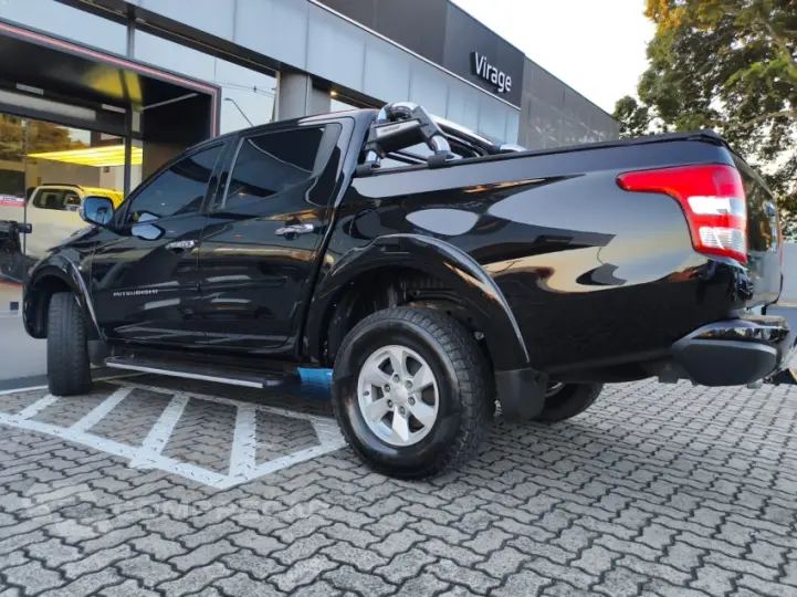 L200 TRITON 2.4 16V Turbo Sport HPE TOP CD 4X4