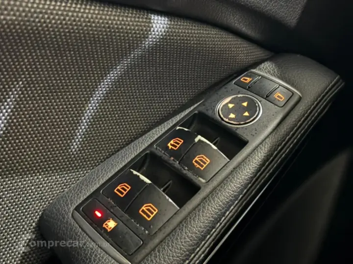 GLA 200 1.6 CGI FLEX STYLE 7G-DCT