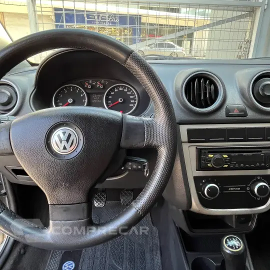 VOYAGE 1.0 MI 8V
