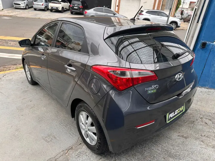 HB20 1.6 Comfort Style 16V