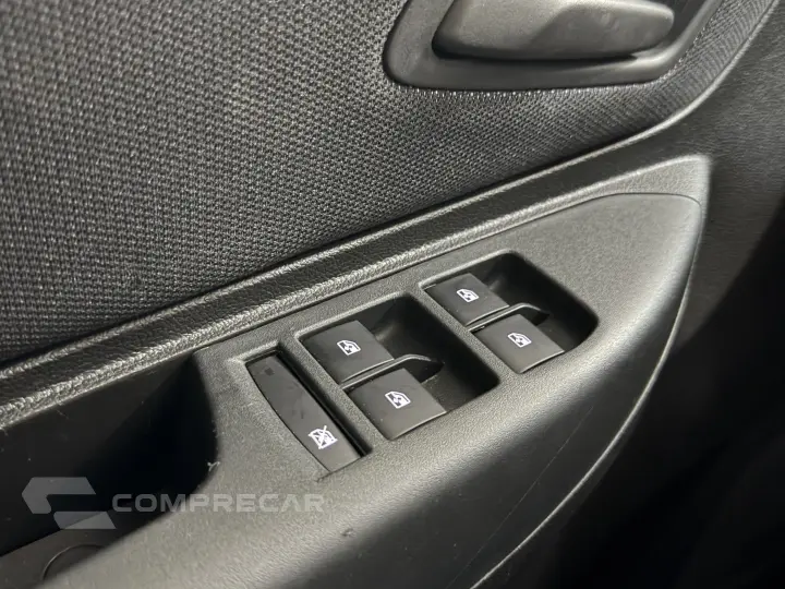 SPIN 1.8 LT 8V FLEX 4P AUTOMÁTICO