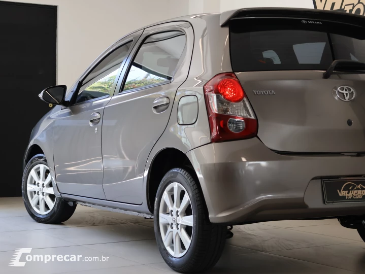 ETIOS 1.5 X Plus 16V