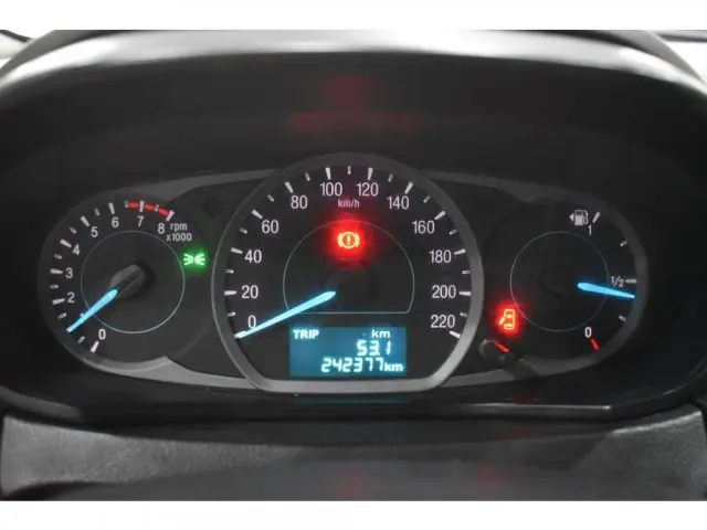 KA - 1.0 TI-VCT SE SEDAN MANUAL