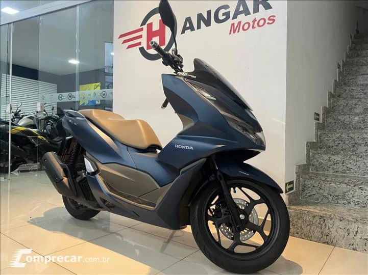 PCX 160 DLX