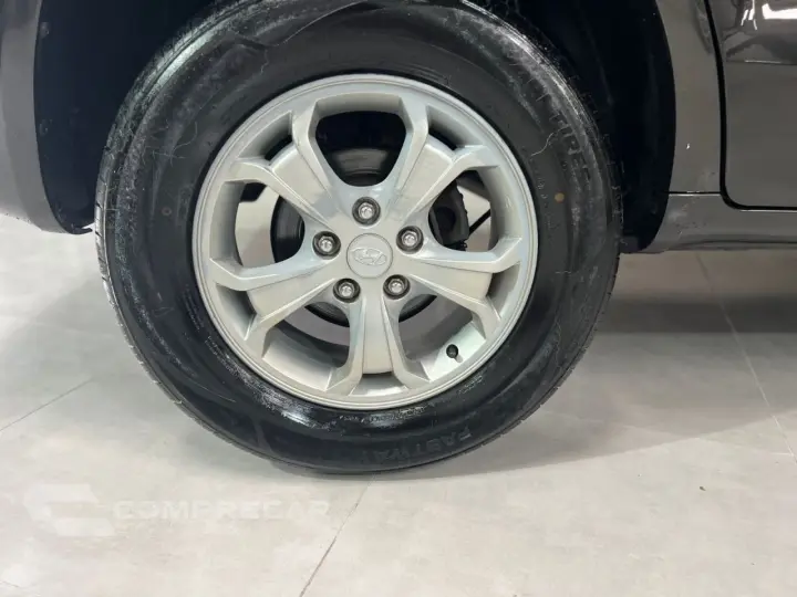 Tucson 2.0 16V 4P GL