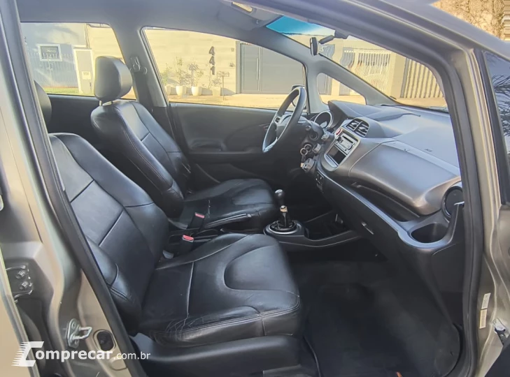 FIT 1.4 LX 16V