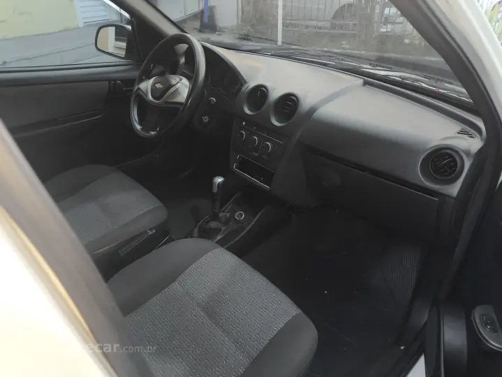 CELTA 1.0 MPFI LT 8V