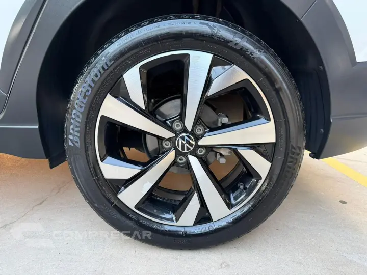 Nivus 1.0 200 Tsi Total Flex Highline Automático