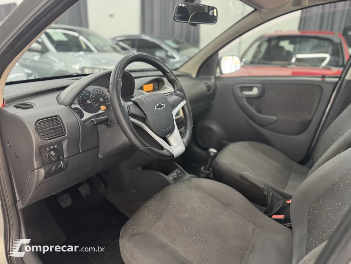 CORSA 1.4 MPFI Premium 8V