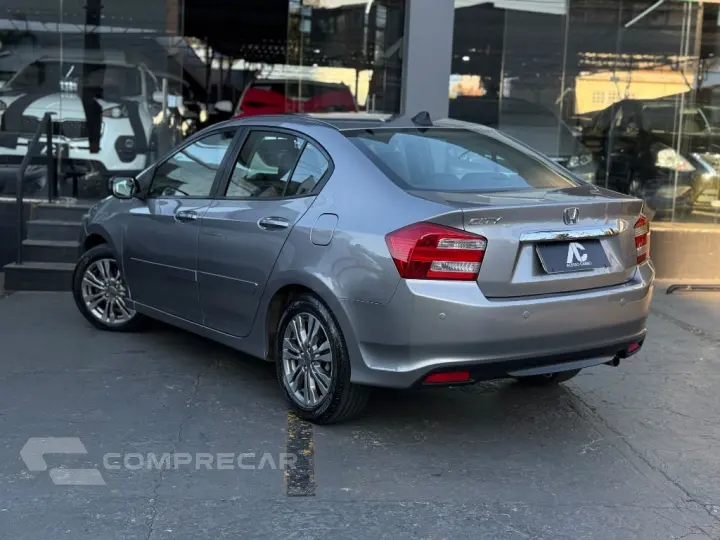 CITY Sedan LX 1.5 Flex 16V 4p Aut.