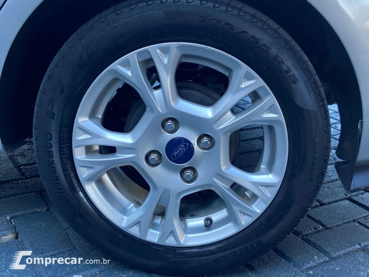 FIESTA 1.6 SE Sedan 16V