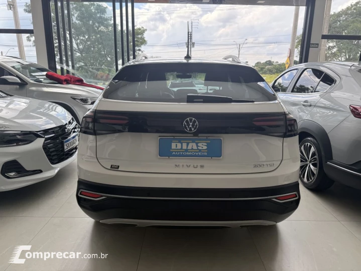 Nivus 1.0 4P FLEX 200 TSI HIGHLINE TURBO AUTOMÁTICO