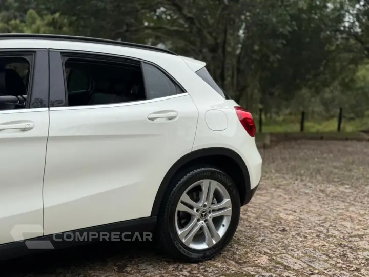 GLA 200 1.6 CGI FLEX STYLE 7G-DCT