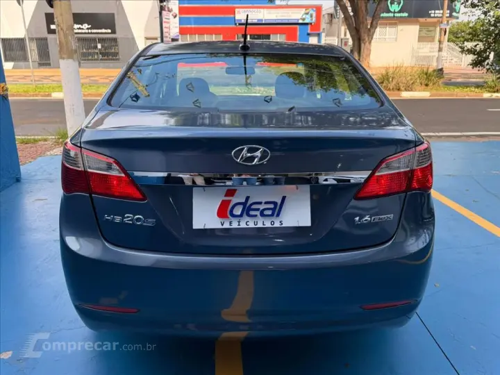 HB20S 1.6 COMFORT PLUS 16V FLEX 4P MANUAL