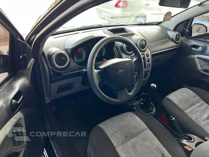 FIESTA 1.6 MPI Class Sedan 8V