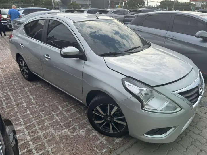 VERSA 1.6 16V FLEXSTART SL 4P XTRONIC