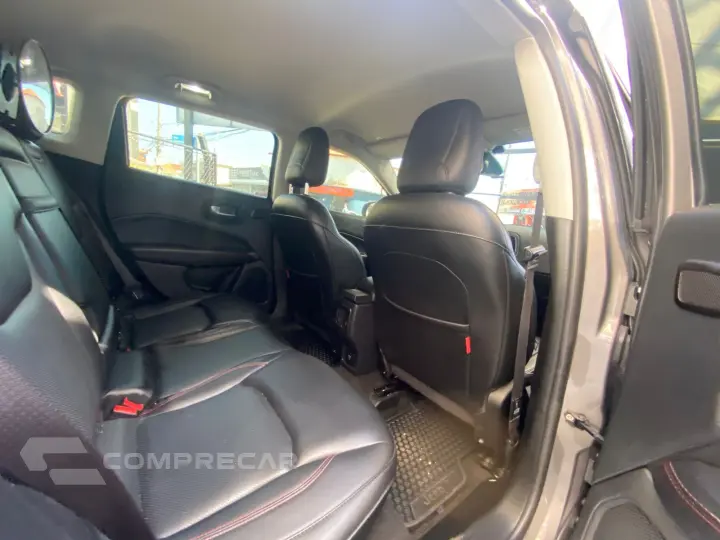 COMPASS 2.0 16V Trailhawk 4X4
